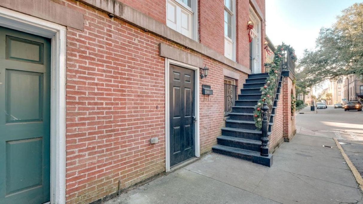 סוואנה 4 Bedroom Beauty Steps From The River מראה חיצוני תמונה