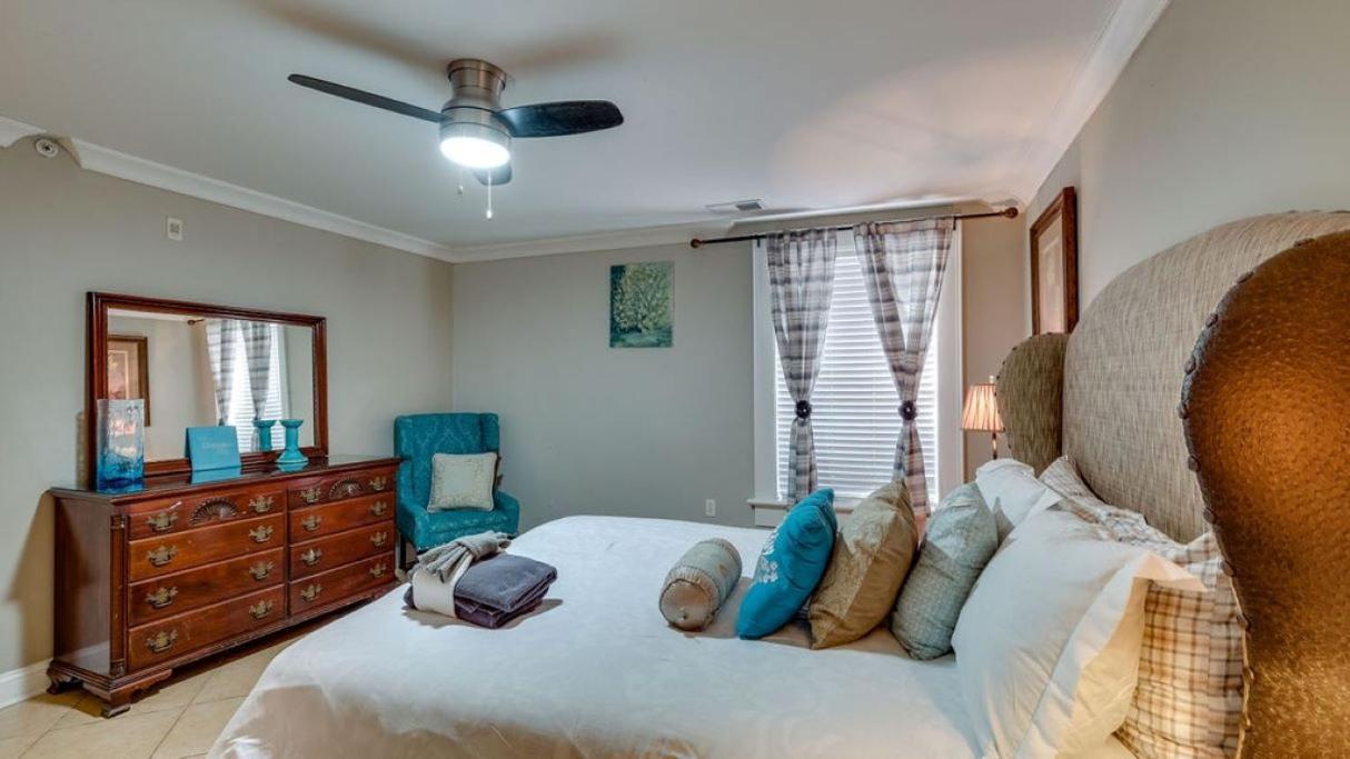 סוואנה 4 Bedroom Beauty Steps From The River מראה חיצוני תמונה