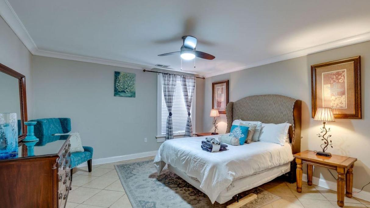 סוואנה 4 Bedroom Beauty Steps From The River מראה חיצוני תמונה